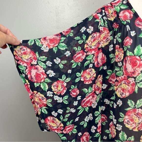 Torrid sheer button front black with floral print blouse, size 3X. - Picture 7 of 11